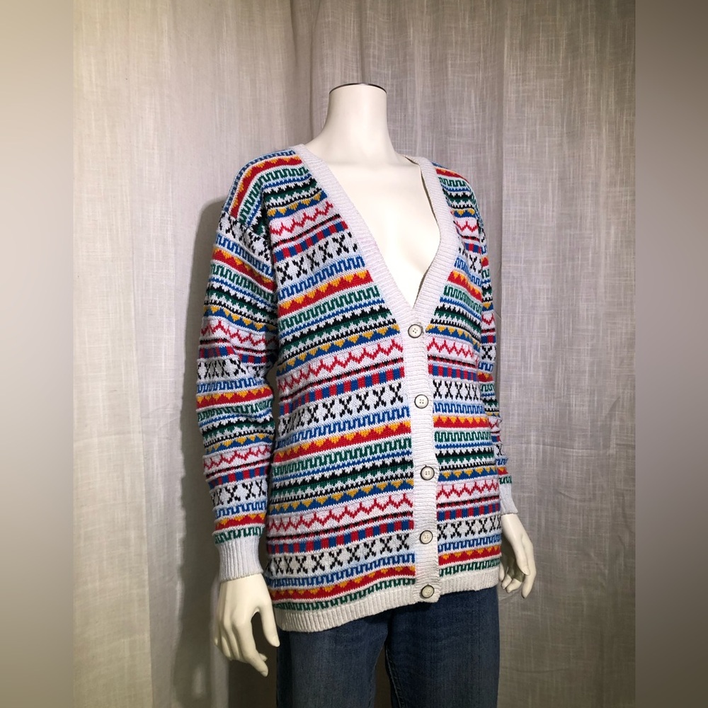 Vintage LizSport White Fair Isle Button Down Cardigan by Liz Claiborne